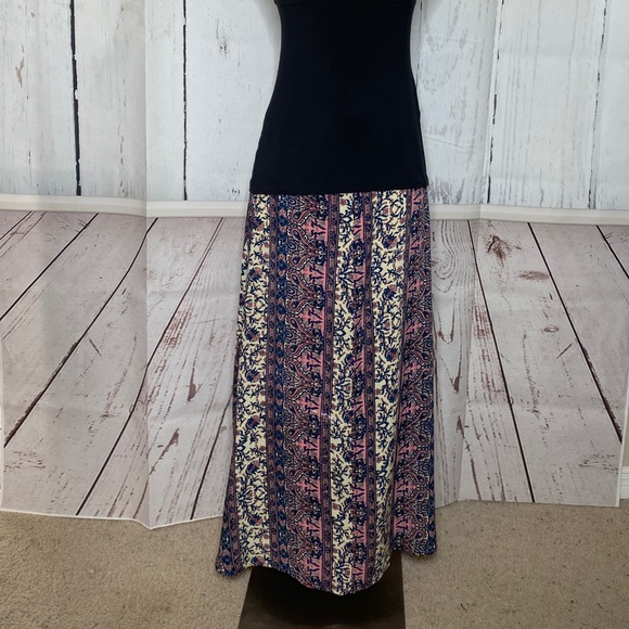 Floral Maxi Skirt - Picture 6 of 16